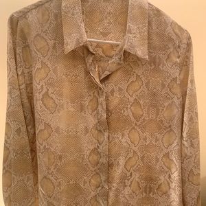 Brand new shirt( looks like silk ?